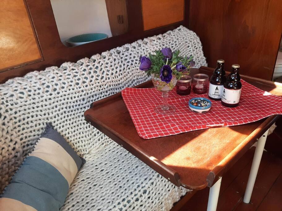 Cosy Sailingboat In Vlissingen Hotell Eksteriør bilde